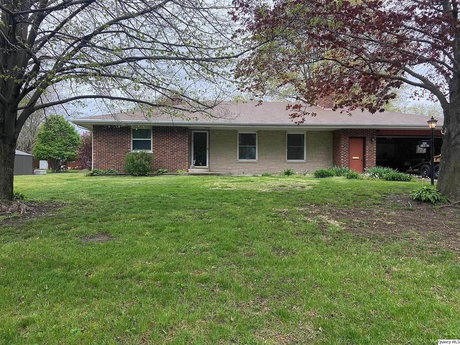 302 Pine St, Ursa, IL 62376 Zillow