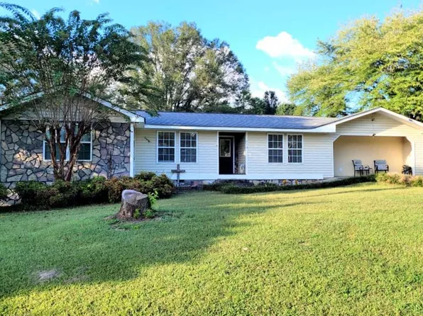 716 Bull Run Dr, Tunnel Hill, GA 30755