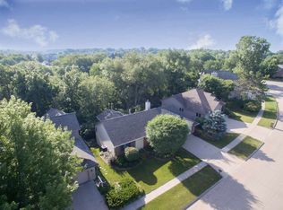 1805 Brown Deer Trl, Coralville, IA 52241
