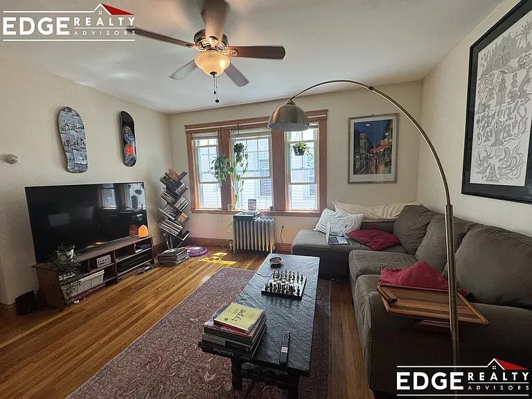 36 Elmira St — Photo 2