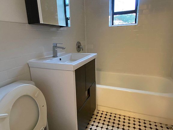 5th image of 83-30 118th St #2I