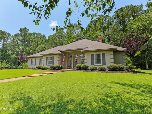 38 Peachtree Ln, Madison, MS 39110