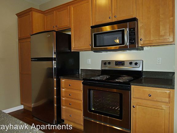 5th image of 3715 Grayhawk Ave Unit 202