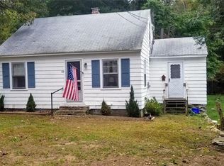 69 Old Colchester Rd, Quaker Hill, CT 06375