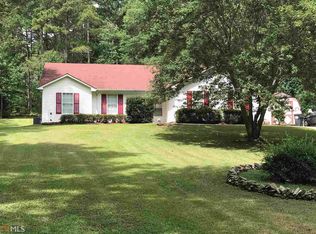 55 Estate Dr, Sharpsburg, GA 30277