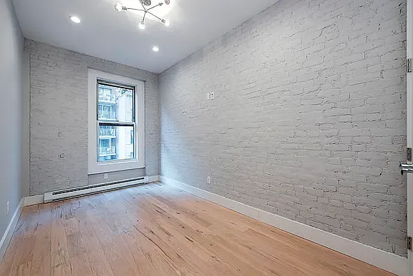 Rented by Aventana | media 7