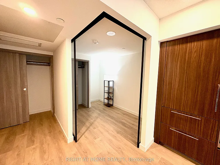 3 Concord Cityplace Way #828 — Photo 14