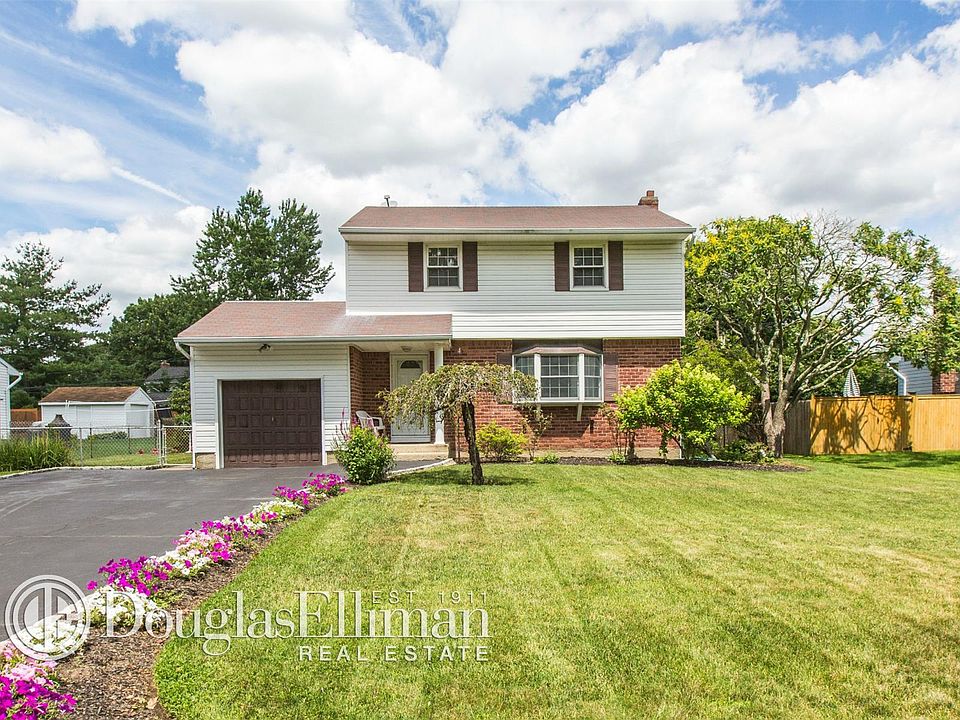 1st image of 247 Marilynn St