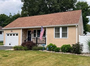 24 Case St, Farmington, CT 06032