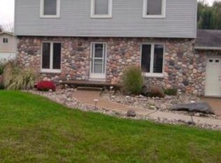 8059 Hill Rd, Swartz Creek, MI 48473