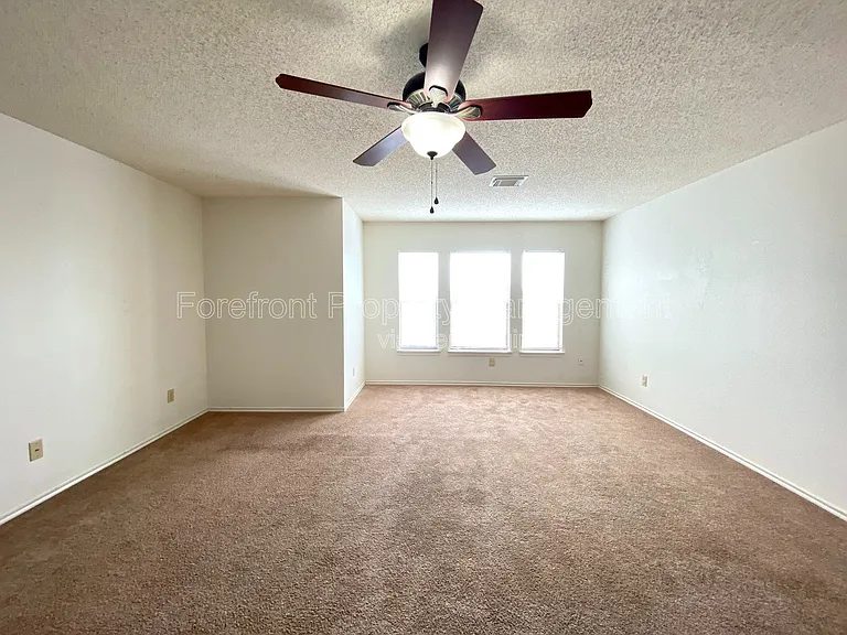 2510 Village Pkwy — Photo 41
