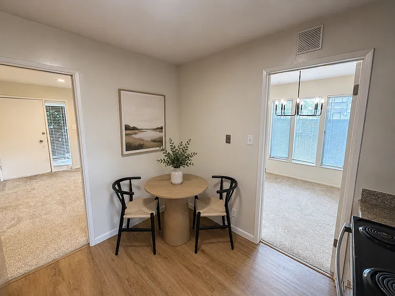 2060 Camel Ln #4 — Photo 14