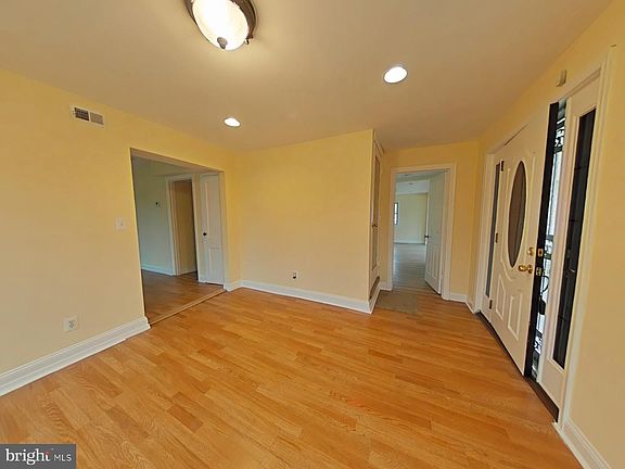 4th image of 8611 Westphalia Rd