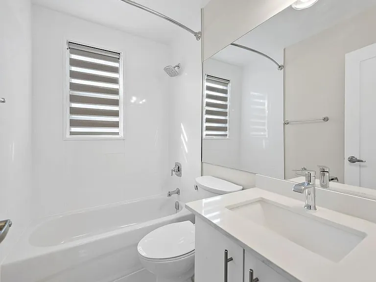 19 Engelhart Cres #64-68 — Photo 15