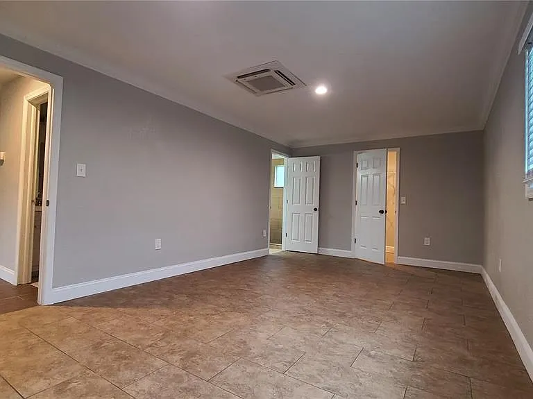 1718 Cardinal Dr — Photo 19
