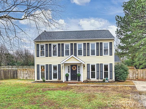 2nd image of 10233 Fairway Ridge Rd