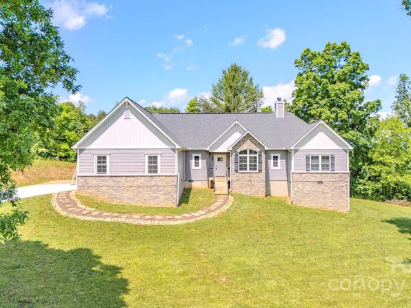 21 Willie Ln, Weaverville, NC 28787