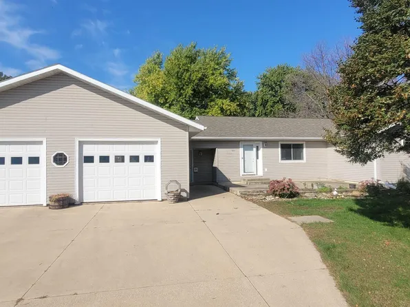 501 Joyce St, Sanborn, IA 51248