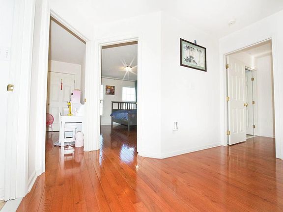 5th image of 1411 Cherry Blossom Way