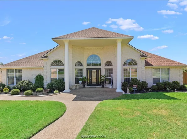 3802 Park Hampton Dr, Bryan, TX 77802