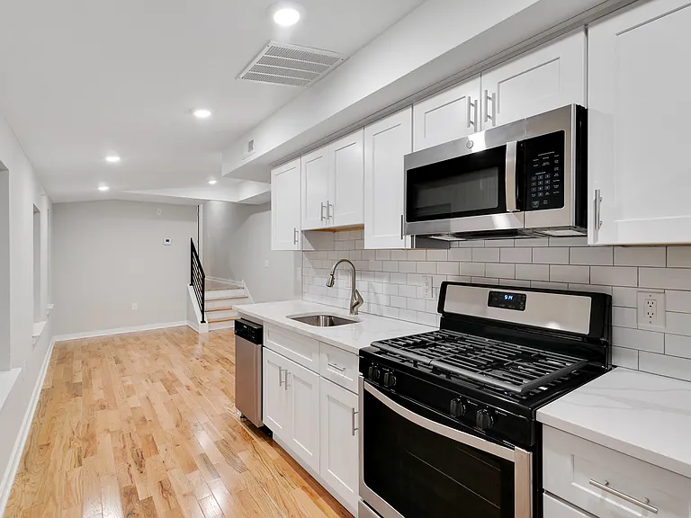 1435 N 5th St #3 — Photo 2