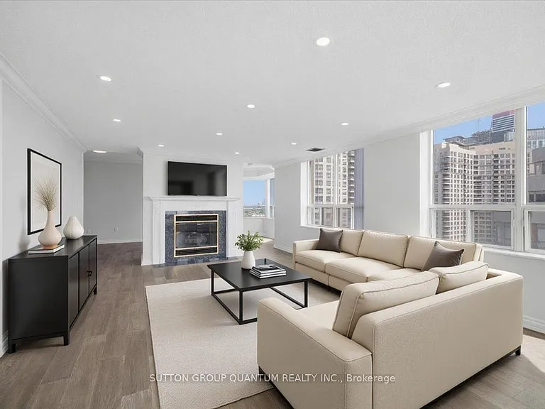 335 Webb Dr #Penthouse 106 — Photo 18