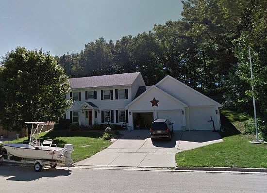 2nd image of 316 Heidelberg Ct