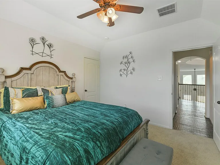 17611 Fossil Ridge Ln — Photo 30