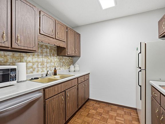 5th image of 4045 Hodgson Rd APT 201