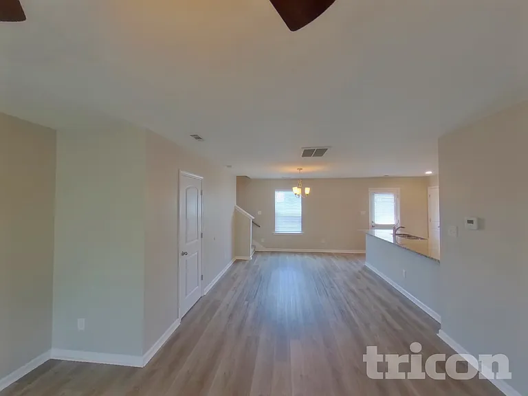 3706 Burdette Way — Photo 2