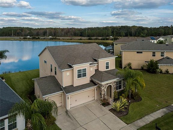 3rd image of 4196 Windcrest Dr