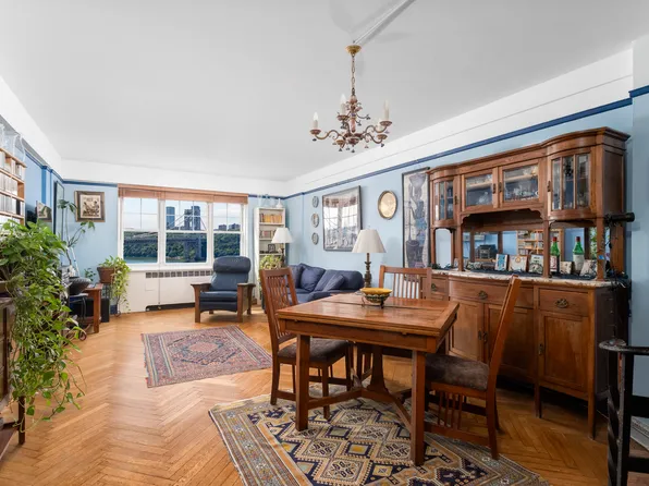 180 Cabrini Boulevard image 1 of 32