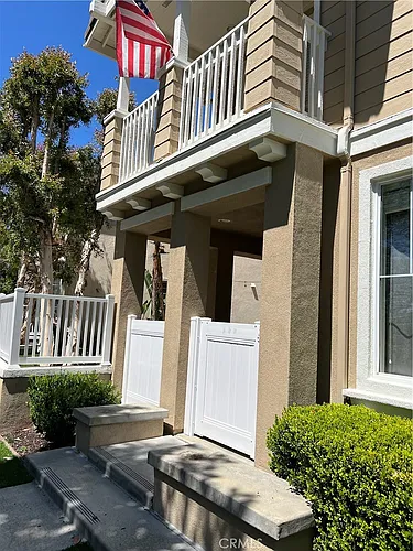 142 Main St Photo 1