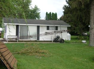 W10410 Sunny Point Rd, Beaver Dam, WI 53916