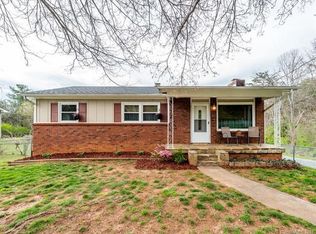 428 Lower Grassy Branch Rd, Asheville, NC 28805
