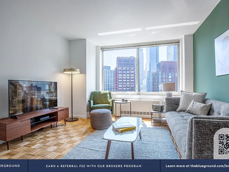 400 Chambers St #22J — Photo 3
