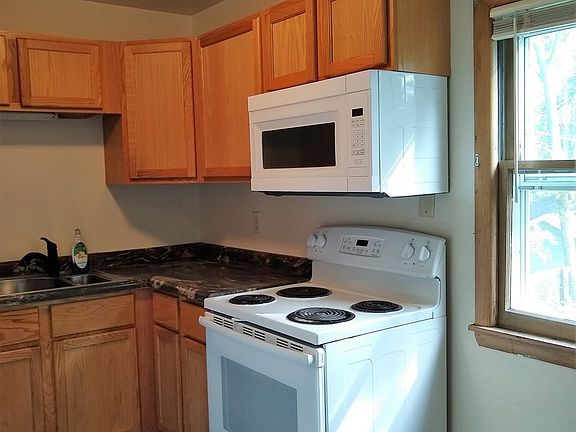 3rd image of 716 4th St S