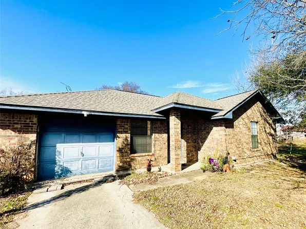 229 2nd St, Gunter, TX 75058