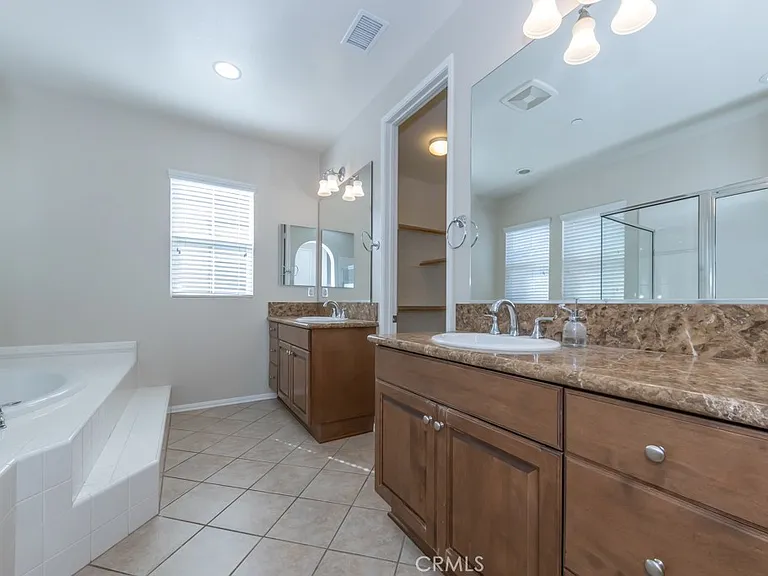 19928 Esmeralda Ct — Photo 18