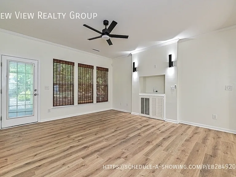 10208 Old Carolina Dr — Photo 13