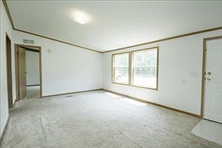 3rd image of 4915 Braeden St