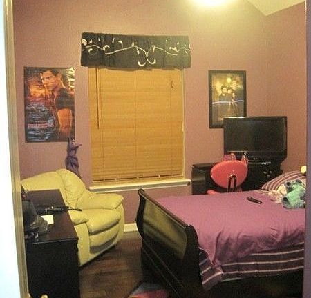 5th image of 321 Woodhollow Ln