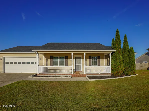 107 Lois Court, Richlands, NC 28574