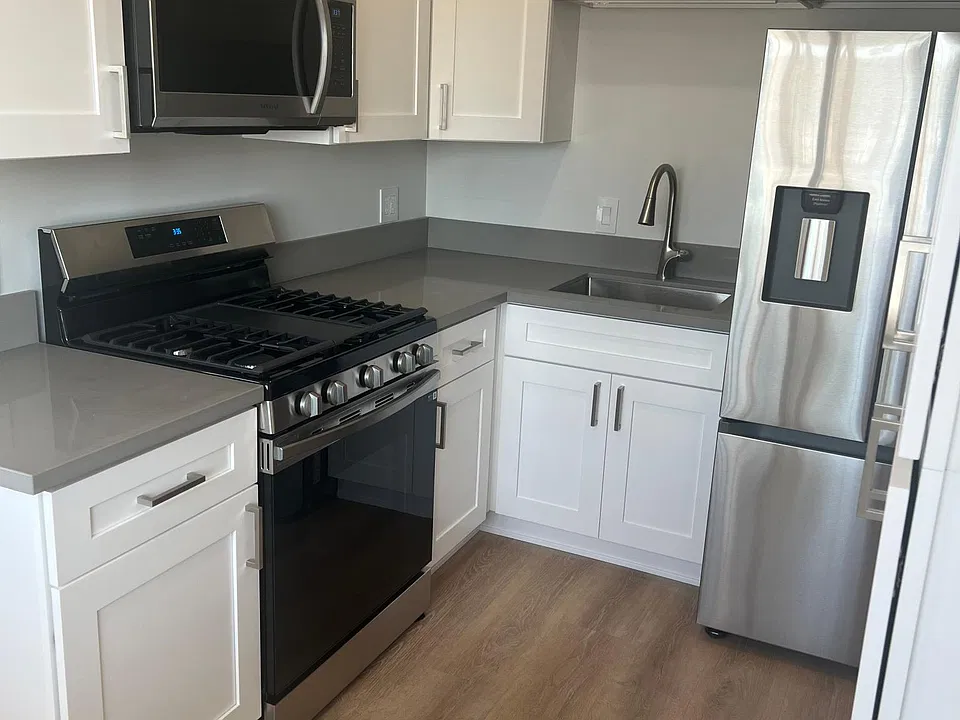 5137 W Point Loma Blvd #1