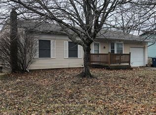 320 Big Arch Rd, Godfrey, IL 62035