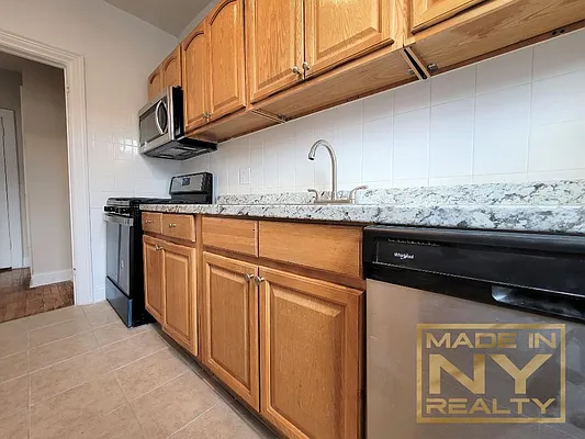 Rented by Made In NY Realty | media 2