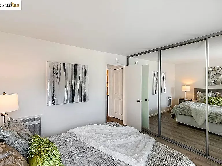 150 Pearl St #223 — Photo 12