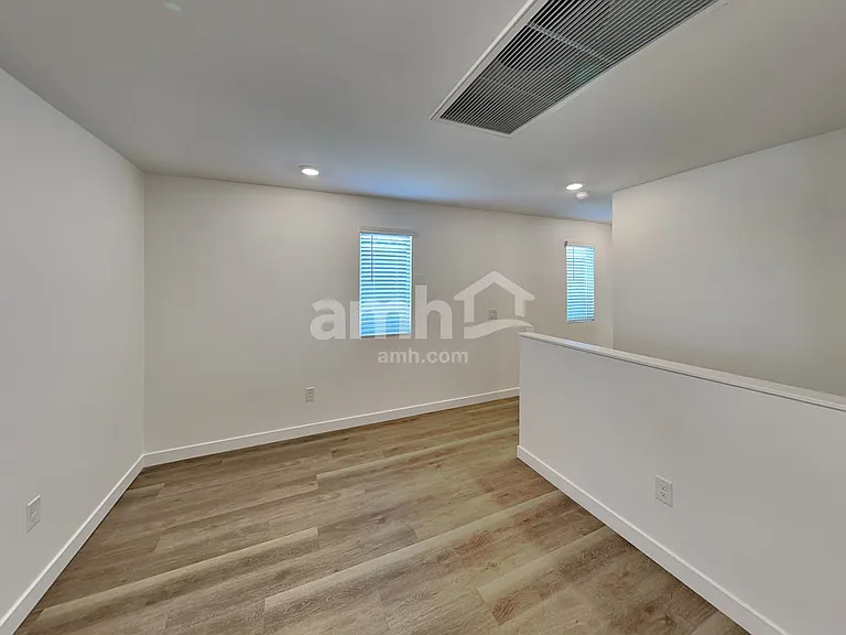 9555 E Harkes Dr — Photo 7