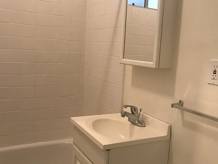 337 W Arden Ave — Photo 9