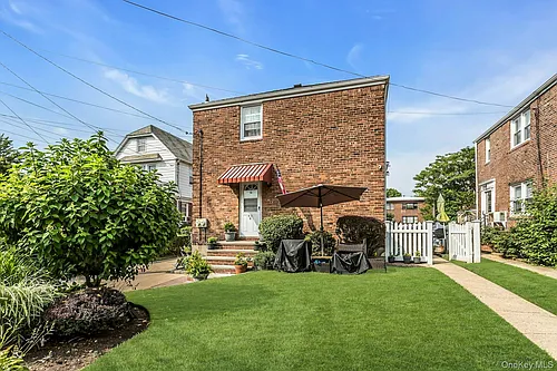 53 Carnation Ave #A Photo 1